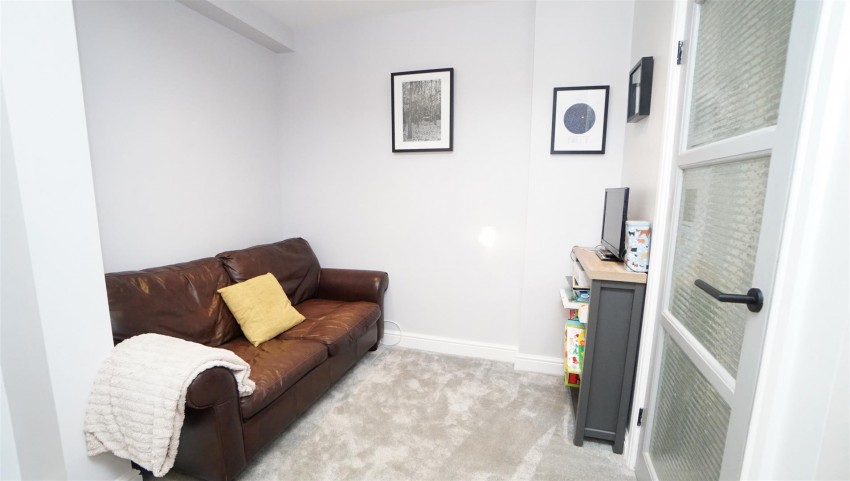 Images for Leeds Road, Thackley, Bradford