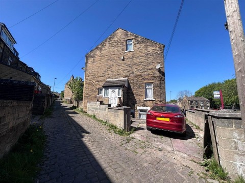View Full Details for Bartle Lane, Great Horton, Bradford