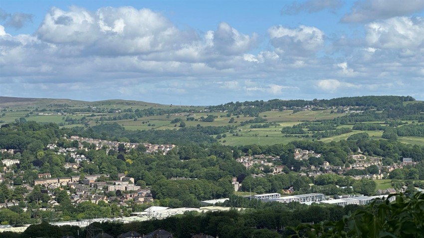 Images for Westfield Lane, Idle, Bradford