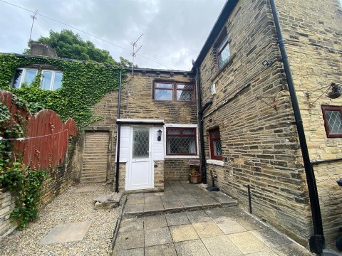 View Full Details for Crow Tree Lane, Bradford