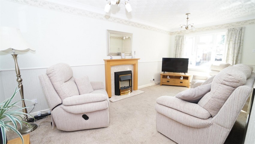 Images for Woodfield Close, Idle, Bradford
