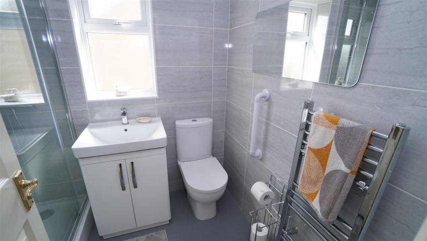Images for Woodfield Close, Idle, Bradford