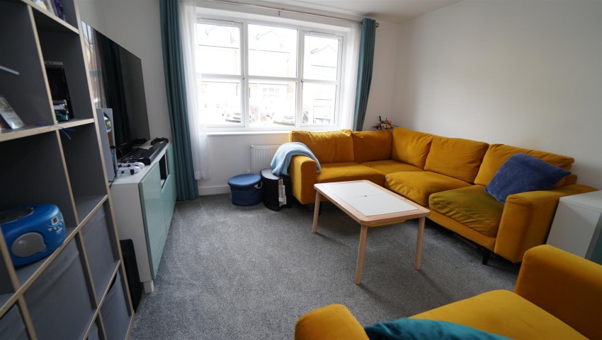 Images for Hutton Hall Drive, Eccleshill, Bradford