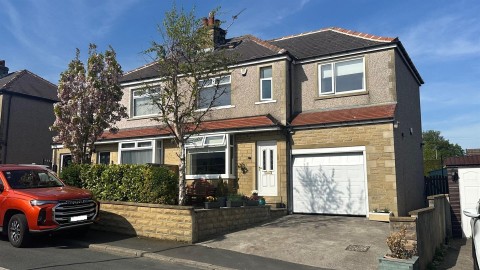 View Full Details for Westfield Grove, Wrose, Shipley