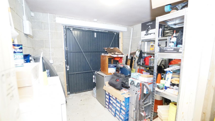Images for Oaklands, Idle, Bradford