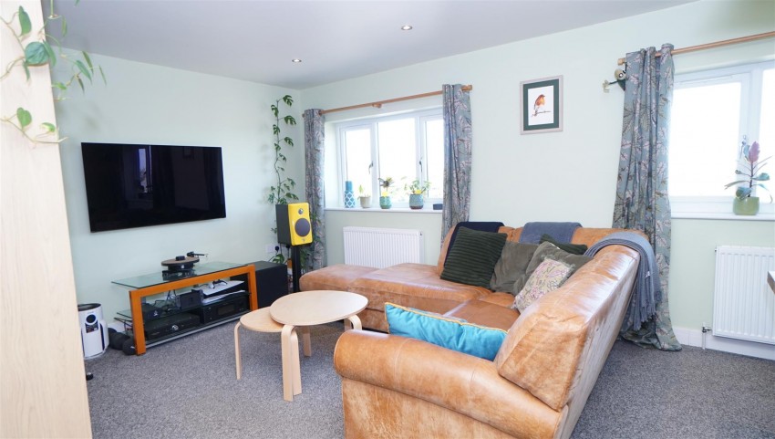 Images for Oaklands, Idle, Bradford