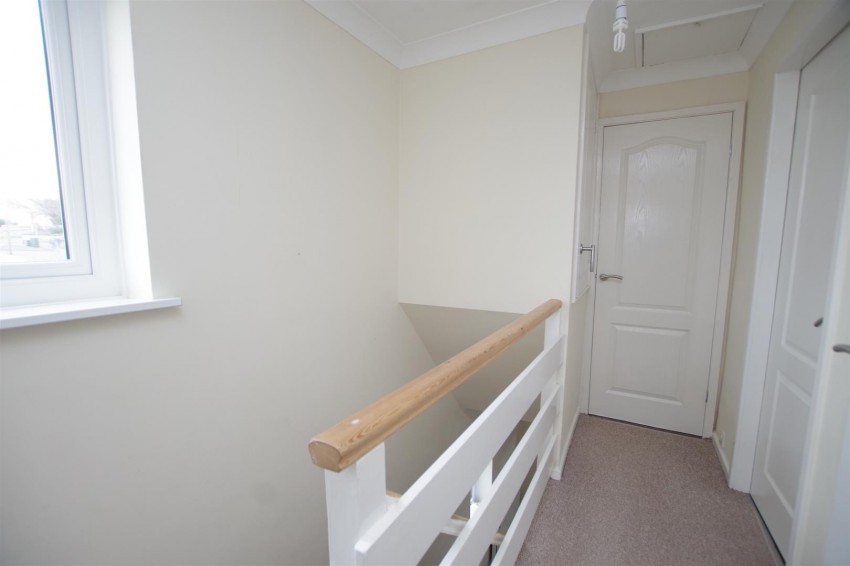 Images for Howgate, Idle, Bradford