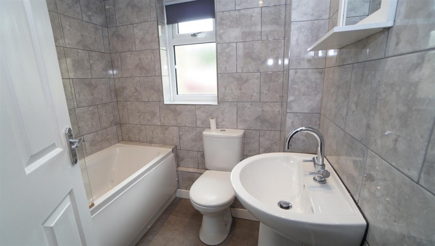 Images for Emmeline Close, Idle, Bradford