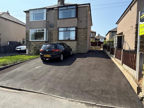 View Full Details for Welwyn Drive, Wrose, Shipley