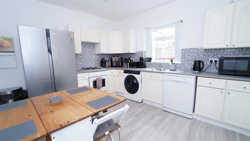 Images for Welwyn Drive, Wrose, Shipley