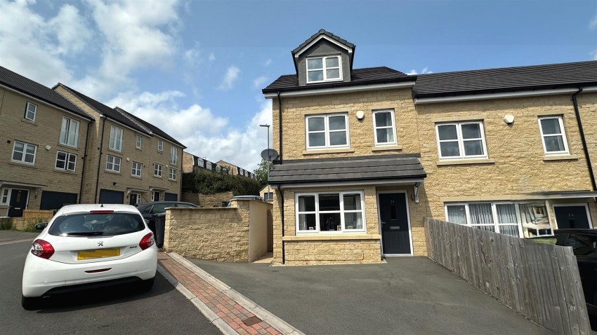 Images for Hutton Hall Drive, Eccleshill, Bradford
