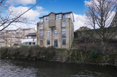 View Full Details for Dockfield Terrace, Shipley