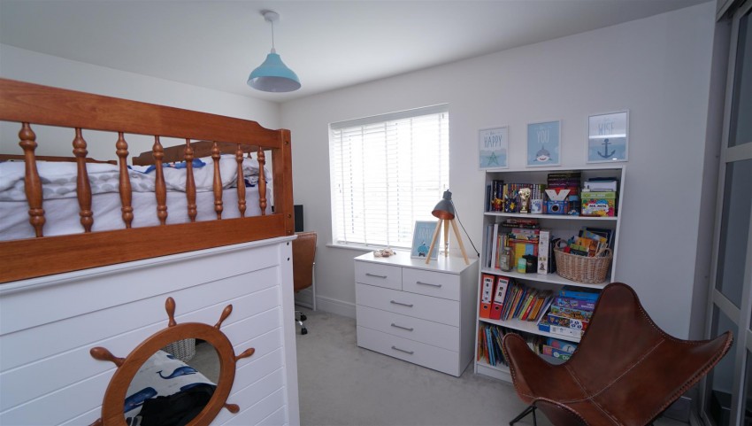Images for Sandhill Fold, Idle