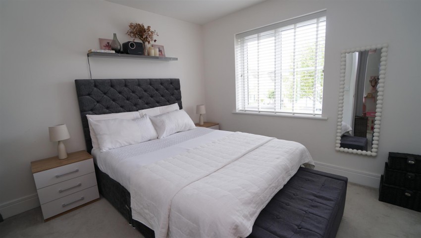 Images for Sandhill Fold, Idle