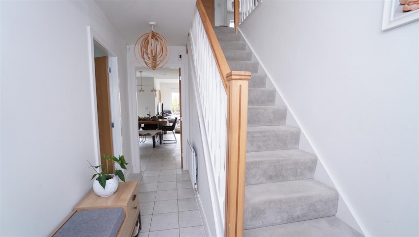 Images for Sandhill Fold, Idle