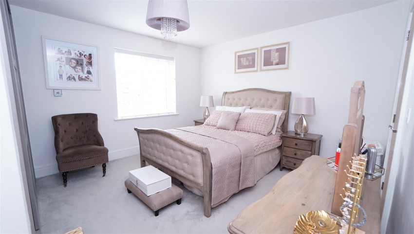 Images for Sandhill Fold, Idle