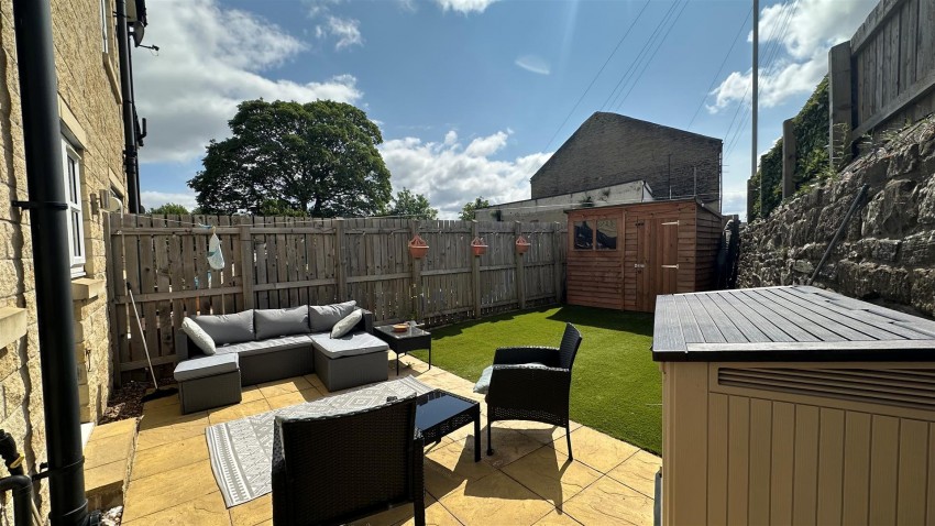 Images for Hutton Hall Drive, Eccleshill, Bradford