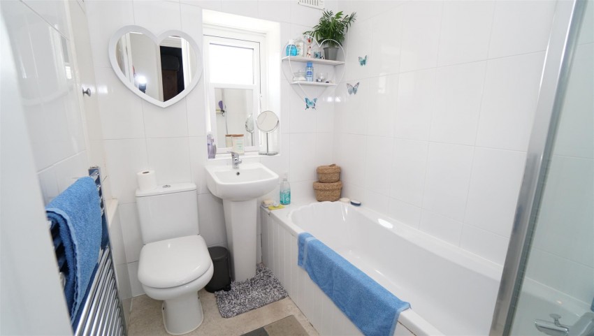 Images for Glenholme, Shipley