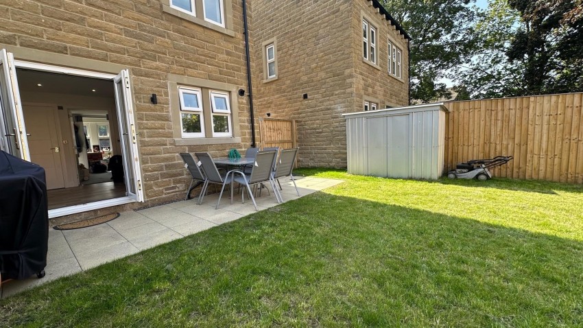 Images for Albion Close, Apperley Bridge, Bradford