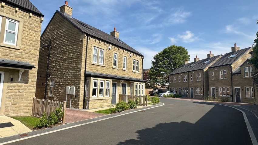 Images for Albion Close, Apperley Bridge, Bradford