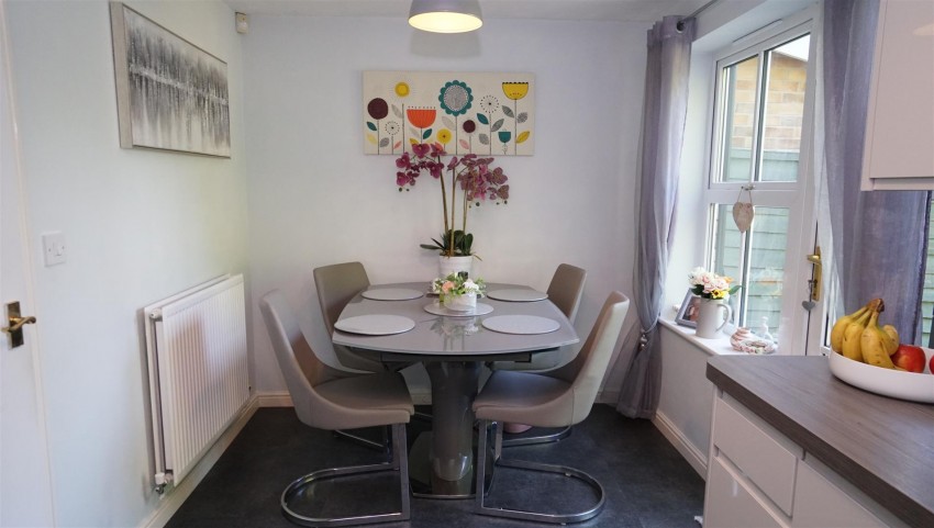 Images for Straw View, Cote Farm, Thackley, Bradford