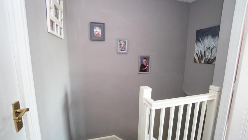 Images for Straw View, Cote Farm, Thackley, Bradford