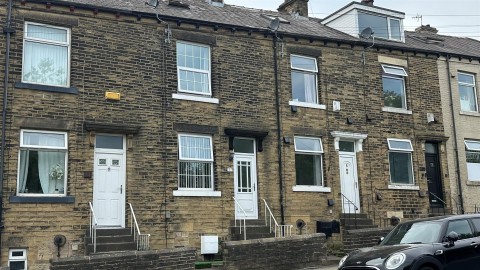 View Full Details for Wharncliffe Drive, Eccleshill, Bradford