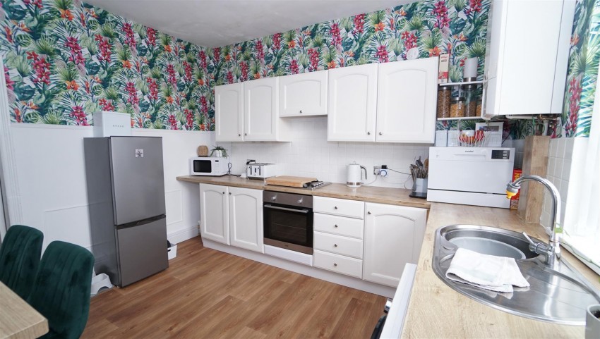 Images for Wharncliffe Drive, Eccleshill, Bradford
