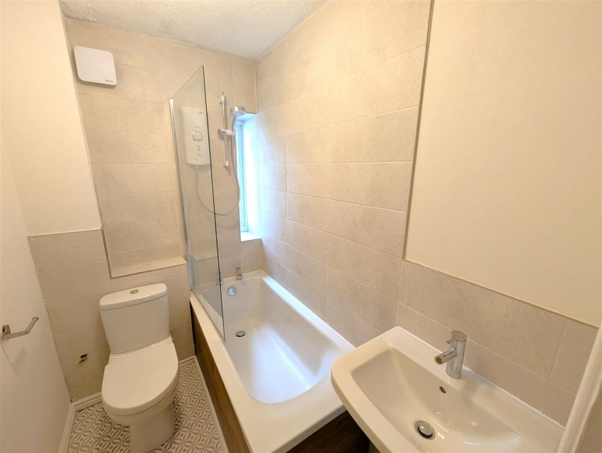 Images for Rowantree Drive, Idle, Bradford