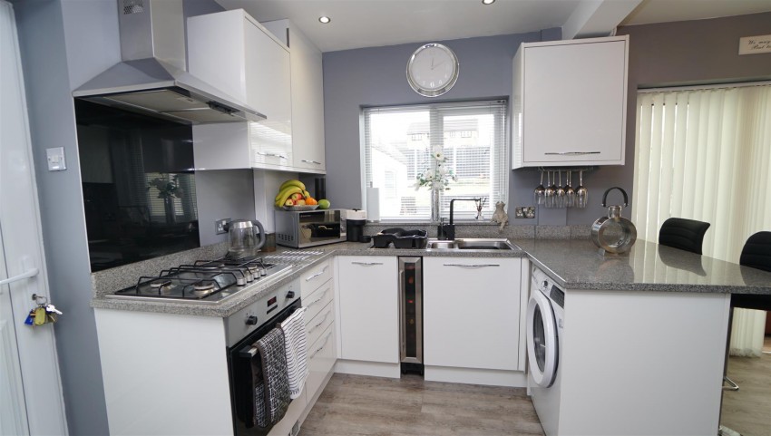Images for Hall Avenue, Eccleshill, Bradford