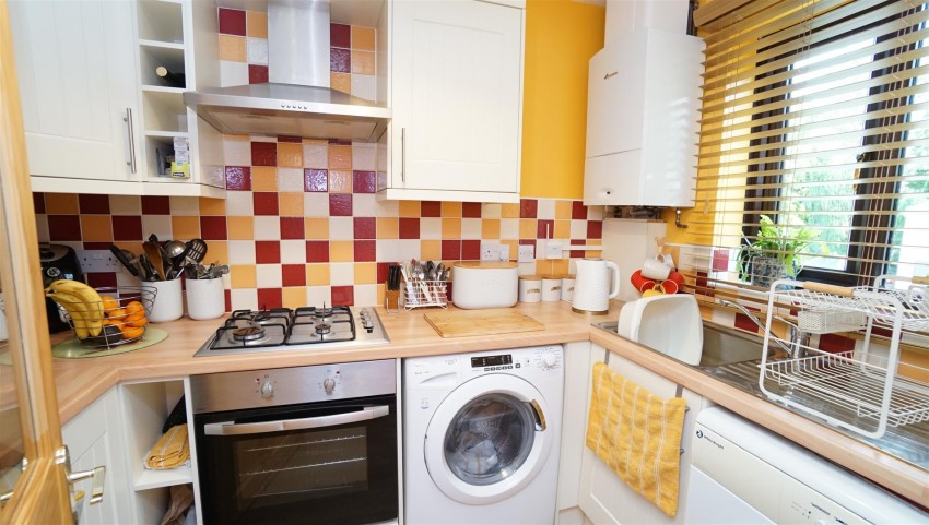 Images for Buckfast Court, Idle, Bradford