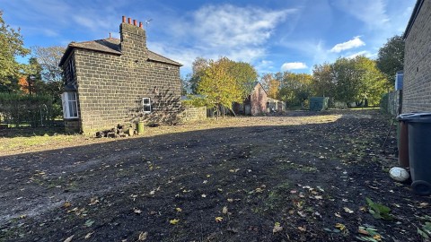 View Full Details for Victoria Avenue, Yeadon, Leeds