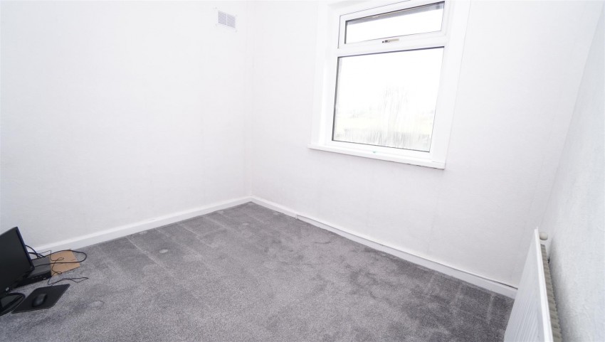 Images for Ravenscliffe Avenue, Bradford