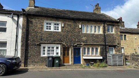 View Full Details for Towngate, Wrose, Shipley