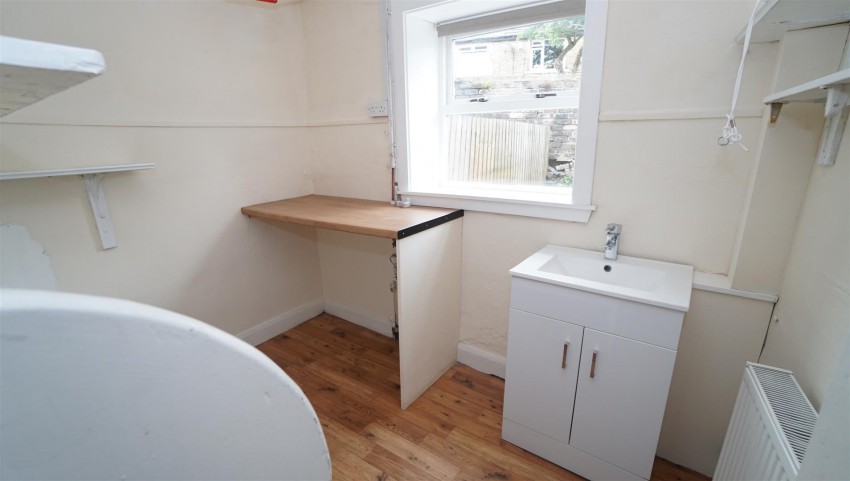 Images for Towngate, Wrose, Shipley