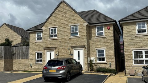 View Full Details for Fetlock Drive, Eccleshill, Bradford