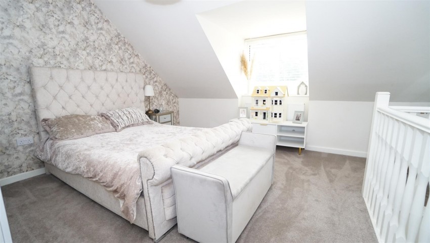 Images for Carrier Lane, Eccleshill, Bradford