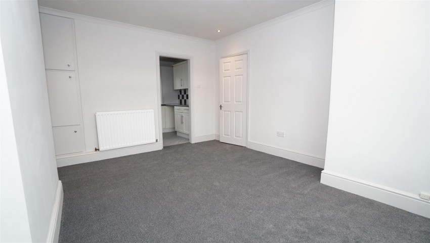 Images for Low Ash Road, Shipley