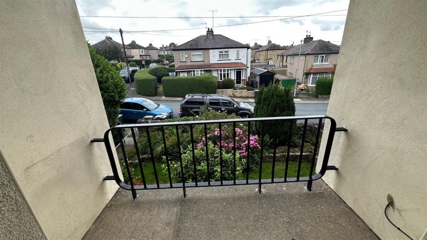 Images for Low Ash Road, Shipley