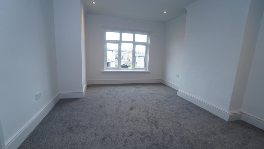 Images for Low Ash Road, Shipley