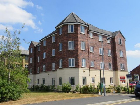 View Full Details for Crown apartments, Newhall Park Drive, BD5