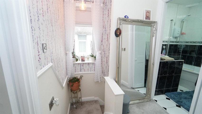 Images for Ravenscliffe Avenue, Bradford