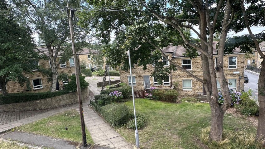 Images for Moorfield Place, Idle Village