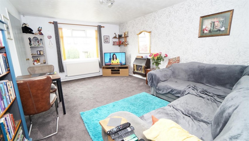 Images for Charterhouse Road, Idle, Bradford