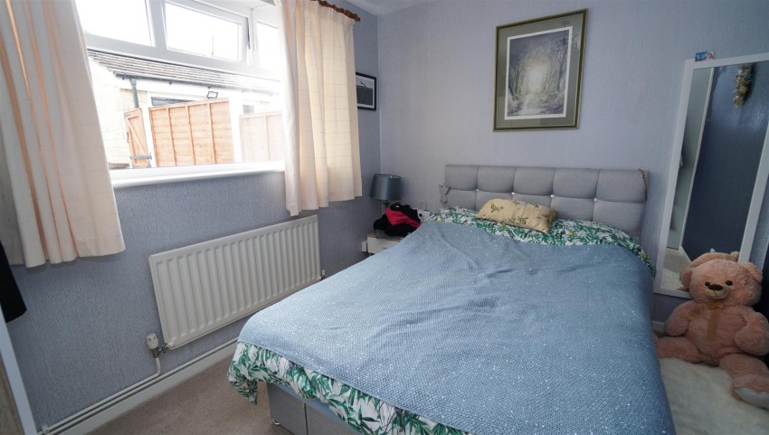 Images for Charterhouse Road, Idle, Bradford