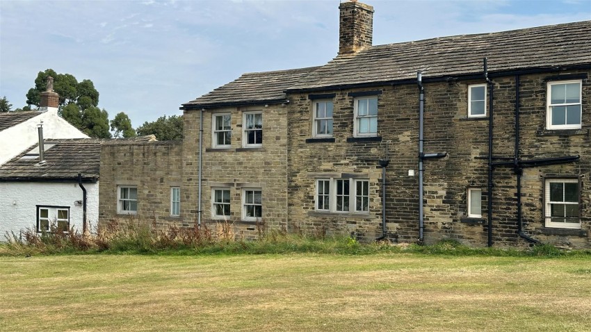 Images for Westfield Lane, Idle, Bradford