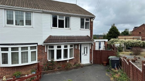 View Full Details for Lumby Close, Pudsey