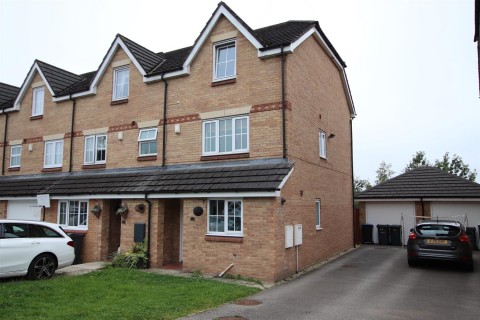 View Full Details for Forestdale Way, Shipley