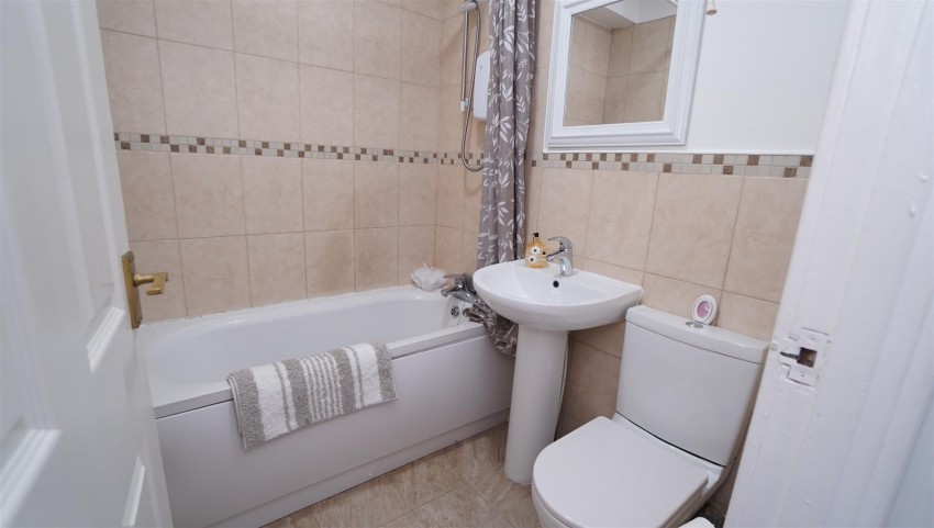 Images for Springwood Place, Bradford