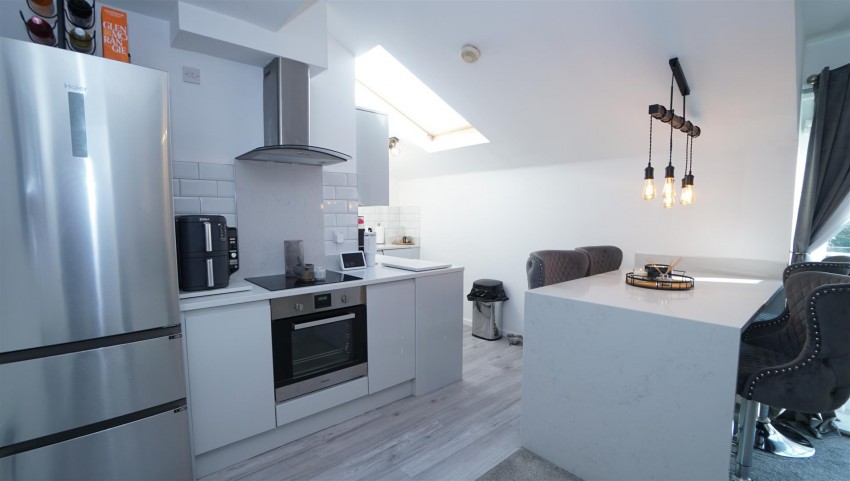 Images for Dock Lane, Shipley